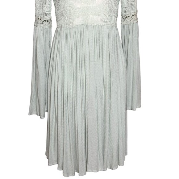 NEW Altar’d State Womens Lace Dress Size S Boho Short Flutter Sleeve Lined Green - Picture 5 of 11